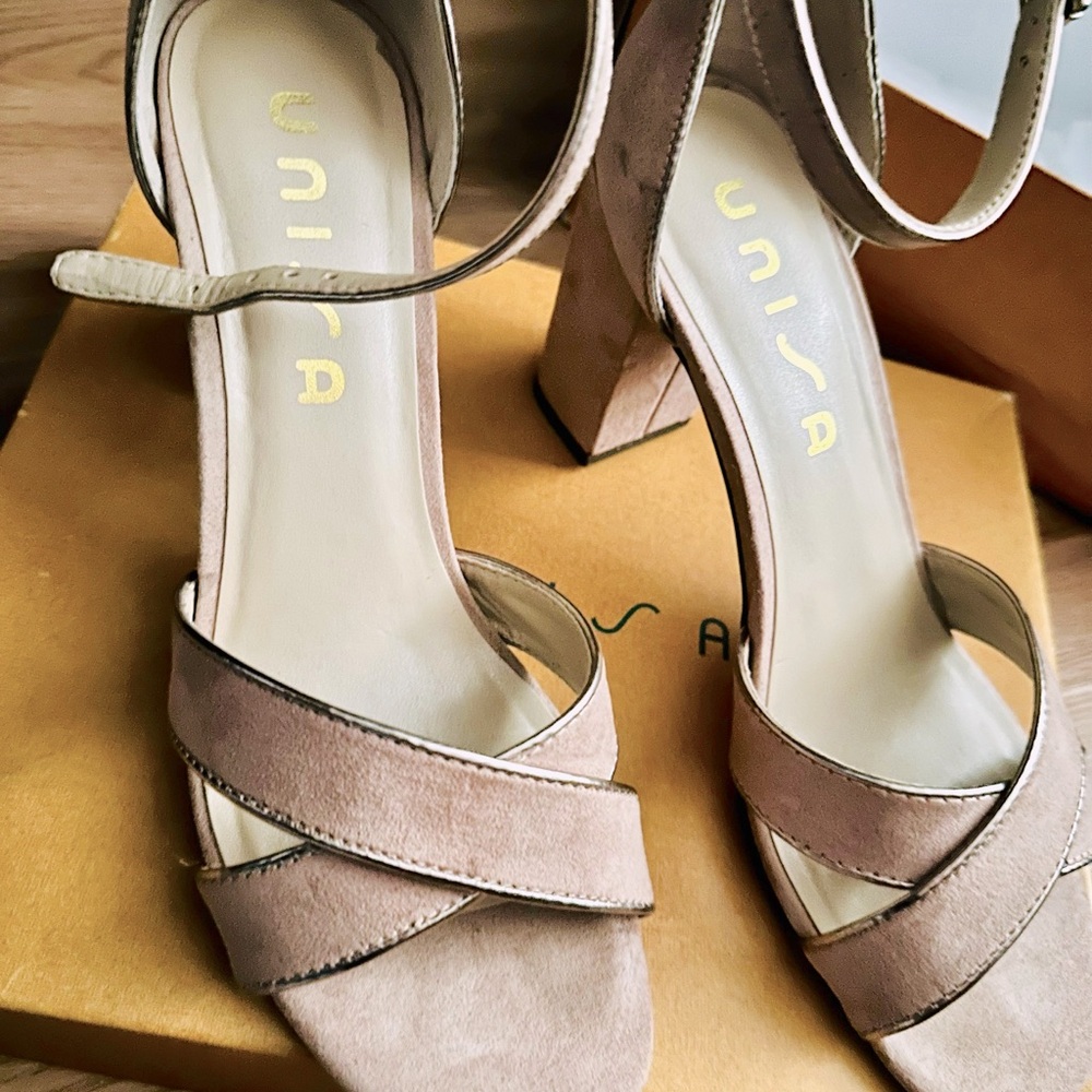 Blush Heels